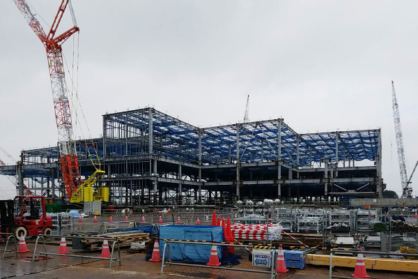 事業内容【鉄骨建方】